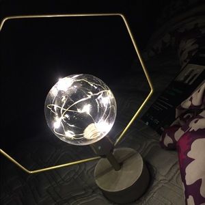 Meet your Posher, Ava